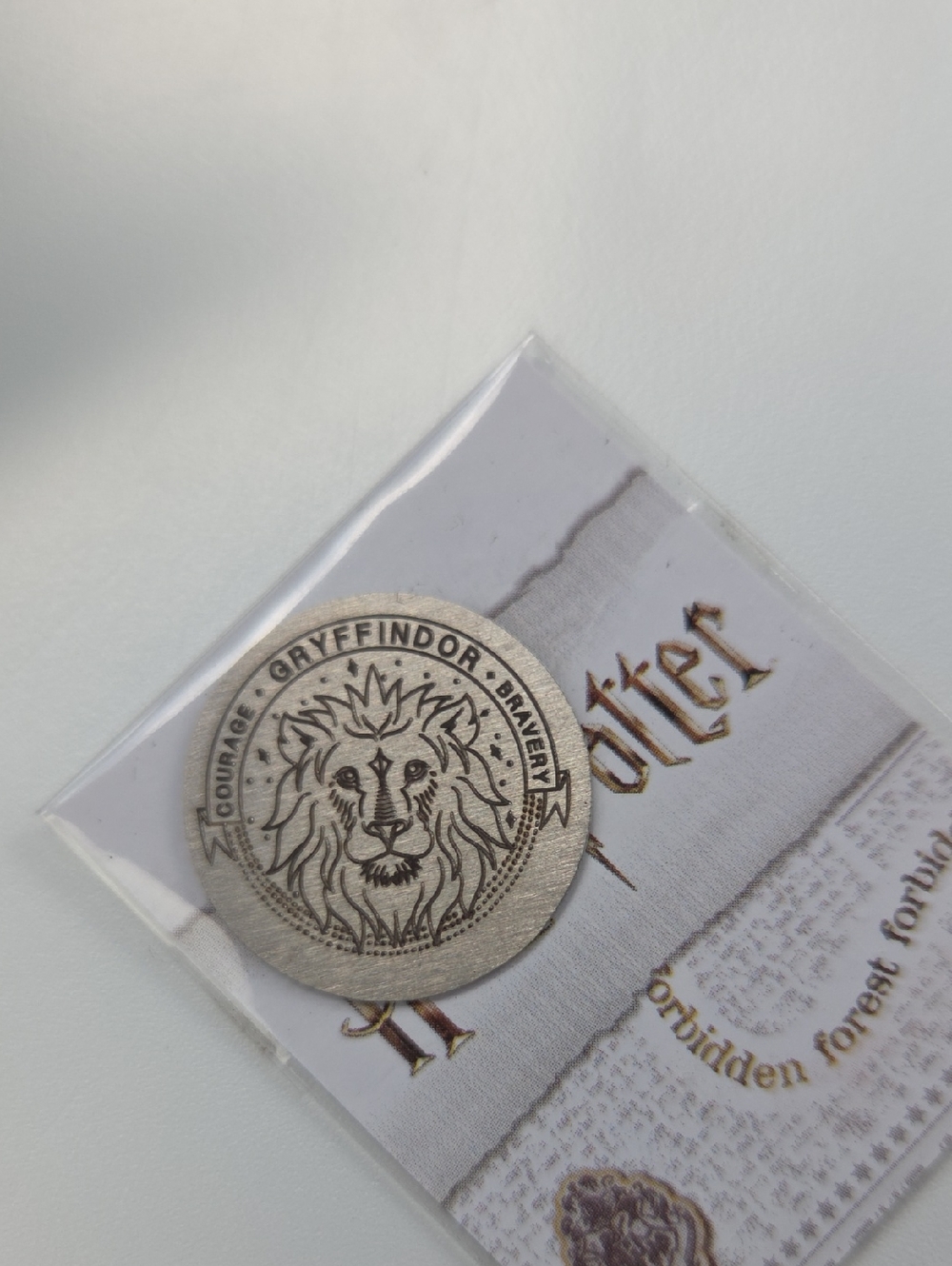 Origami Owl Silver Gryffindor Lion Plate For Large Living Locket